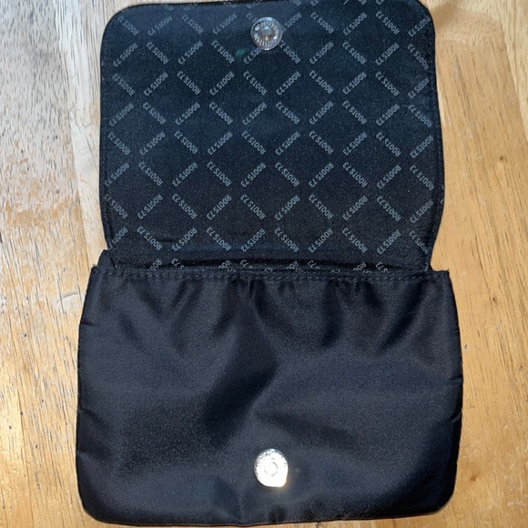 Roots crossbody purse - Picture 6 of 8